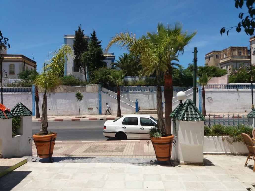Hotel Choumis Haj Messaoud Larache Exterior photo
